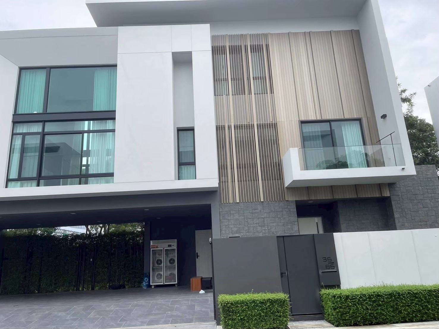 รหัสทรัพย์ PNS48 ✨ ด่วน‼️ บ้านหรูระดับ Luxury ทำเลกรุงเทพกรีฑา ✨